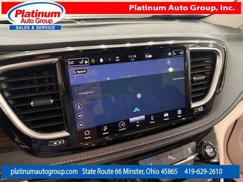 Used 2023 Chrysler Pacifica Limited FWD image 19