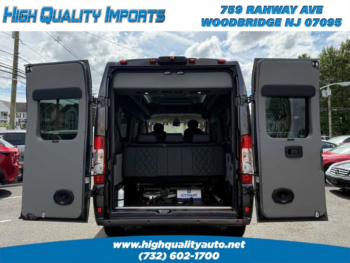 Used 2021 RAM ProMaster 2500 w/ Premium Appearance Group FWD image 16
