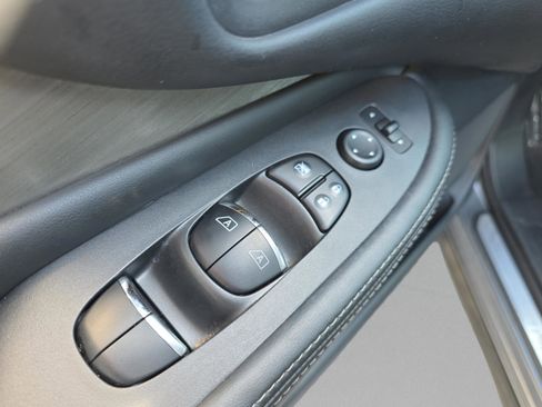 Used 2017 Nissan Murano Platinum w/ Platinum Technology Package image 20