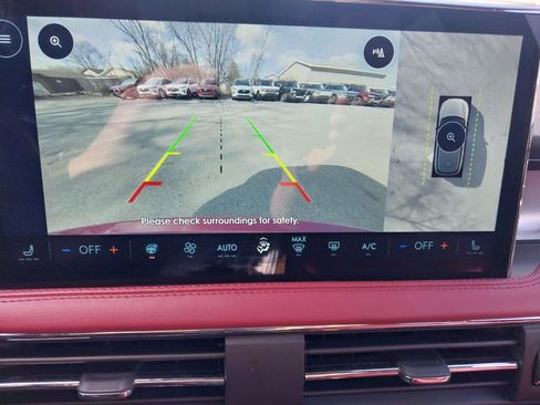 Used 2025 Lincoln Corsair Grand Touring w/ Equipment Group 301A image 12