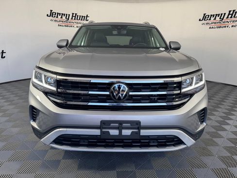 Used 2023 Volkswagen Atlas SEL AWD/4WD image 4