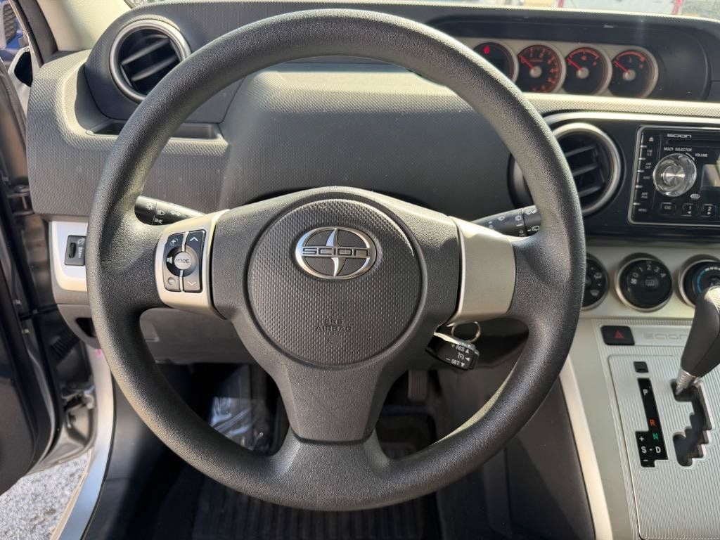 Used 2009 Scion xB FWD image 16