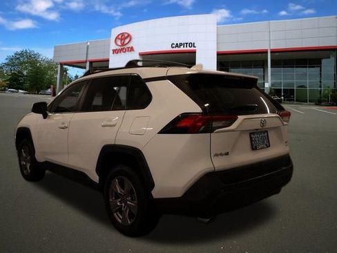 Used 2025 Toyota RAV4 XLE image 5