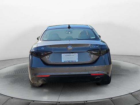 Used 2019 Alfa Romeo Giulia Ti w/ Quick Order Package 22X Lusso AWD/4WD image 4