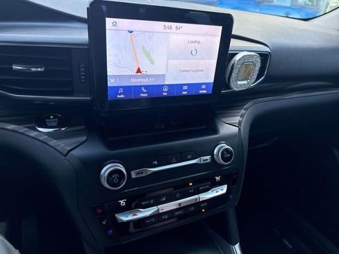 Used 2020 Ford Explorer Limited image 9