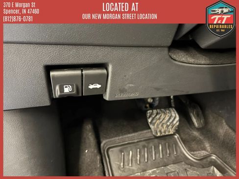 Used 2024 Nissan Versa SV w/ Trunk Package FWD image 69