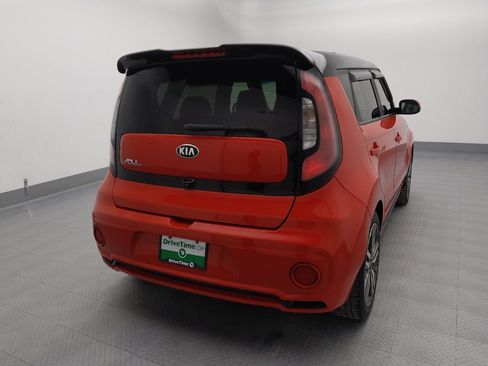 Used 2019 Kia Soul + image 7