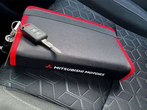 Used 2025 Mitsubishi Outlander Sport ES image 24