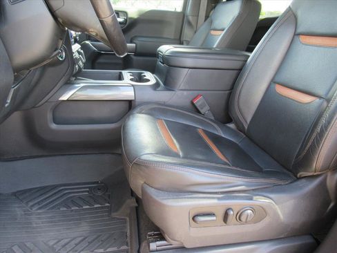 Used 2020 GMC Sierra 1500 AT4 w/ AT4 Premium Package image 17