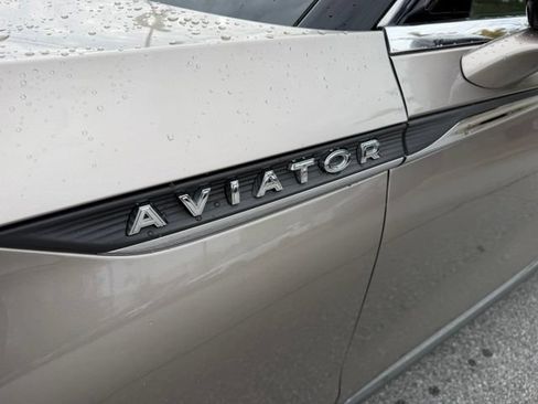 Used 2020 Lincoln Aviator Reserve w/ Equipment Group 202A AWD/4WD image 10