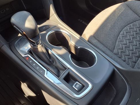 Used 2023 Chevrolet Equinox LT image 19