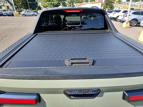 Used 2022 Hyundai Santa Cruz Limited image 5