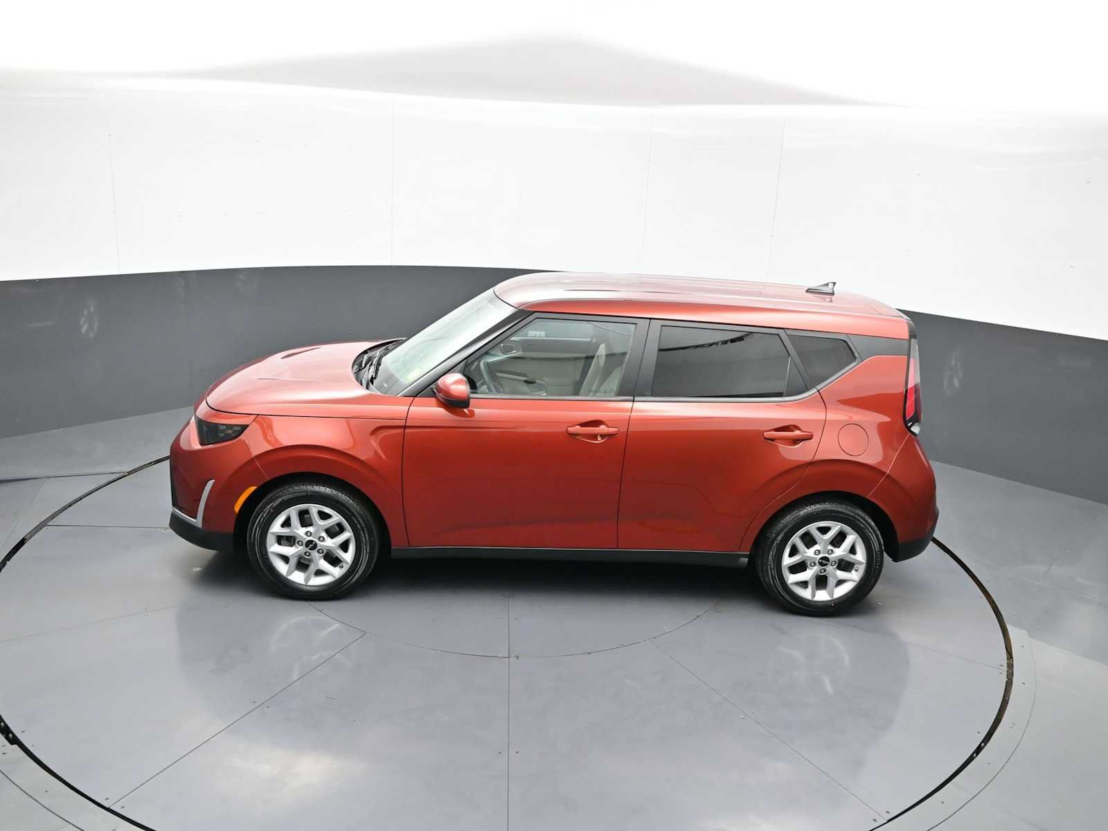 Certified 2023 Kia Soul LX w/ Option Group 015 FWD image 40