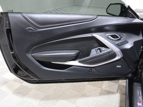 Used 2023 Chevrolet Camaro LT image 14