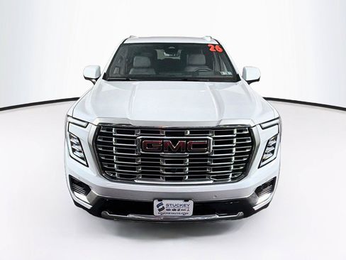 Used 2026 GMC Yukon XL Denali w/ Denali Reserve Package AWD/4WD image 13