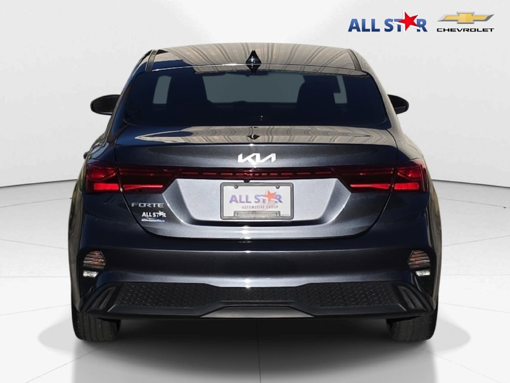 Used 2023 Kia Forte LXS FWD image 4