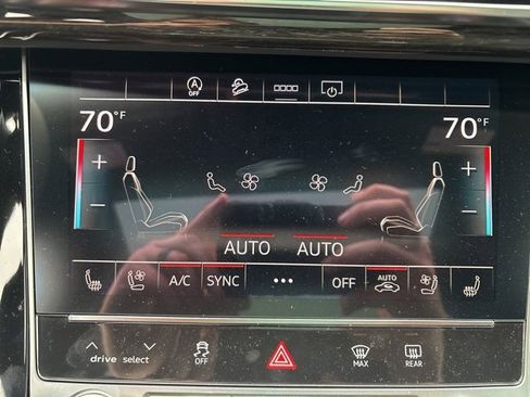 New 2025 Audi Q7 3.0T Premium Plus image 35