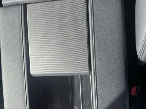 Used 2025 Toyota Sequoia Limited image 29