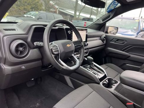 Certified 2025 Chevrolet Colorado W/T w/ WT Custom Package image 10