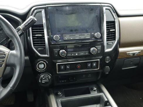 Used 2024 Nissan Titan Platinum Reserve w/ Moonroof Package AWD/4WD image 25