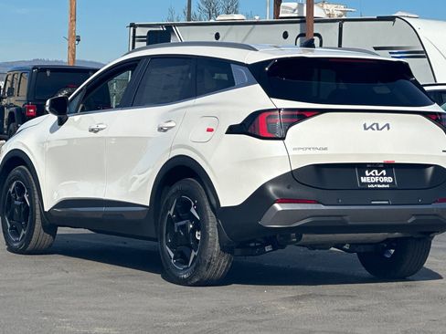 New 2026 Kia Sportage EX AWD/4WD image 7
