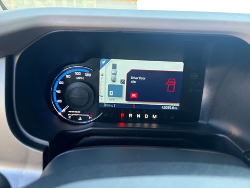 Used 2023 Ford Bronco Wildtrak AWD/4WD image 12