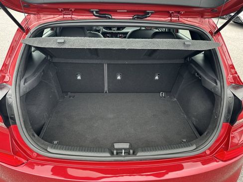 Used 2018 Hyundai Elantra GT Sport FWD image 21
