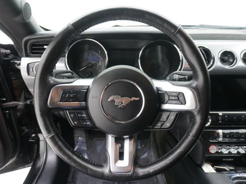 Used 2017 Ford Mustang GT Premium w/ GT Performance Package RWD image 20