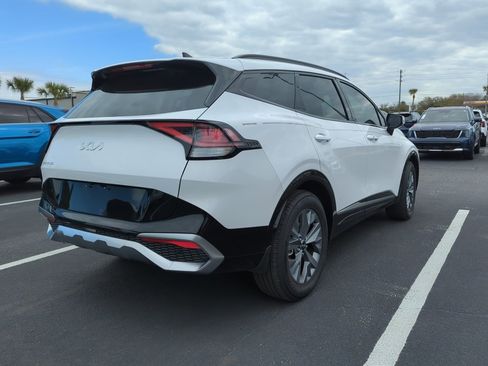 Certified 2025 Kia Sportage SX image 9