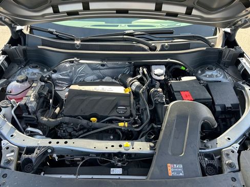 Used 2024 Chevrolet Trax LS image 29