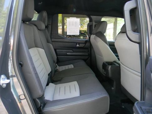 Used 2025 Toyota Tacoma TRD Off-Road AWD/4WD image 25