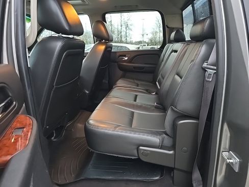 Used 2014 GMC Sierra 3500 SLT image 28