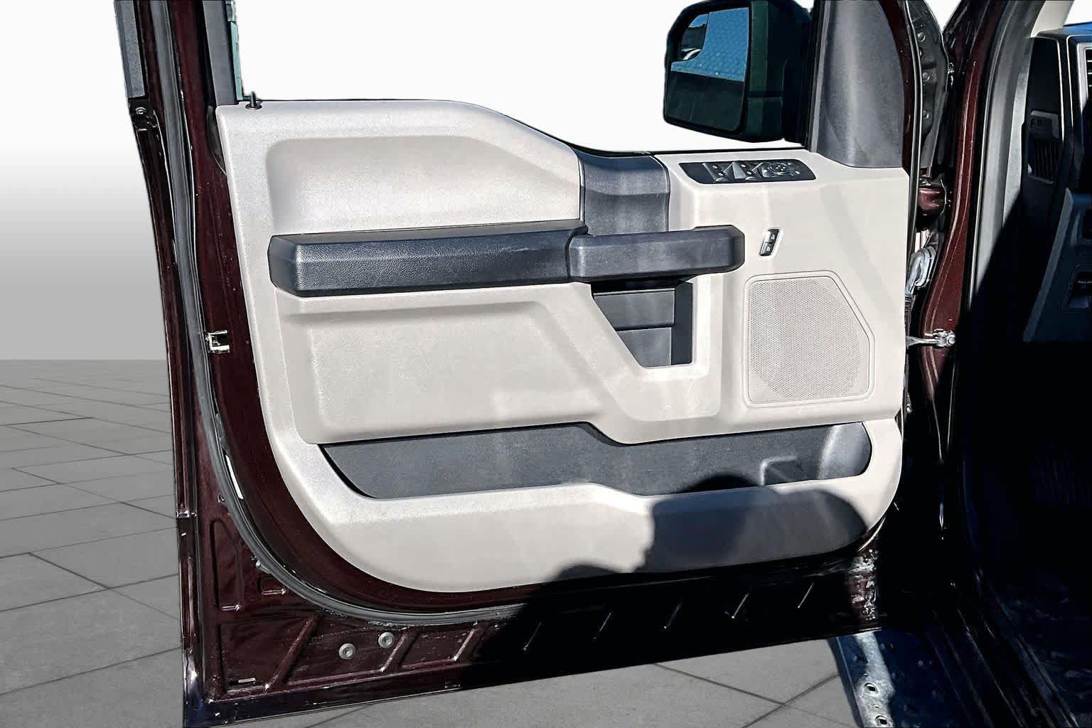 Used 2019 Ford F150 XL w/ Equipment Group 101A Mid RWD image 22
