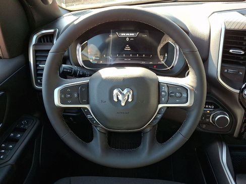 New 2026 RAM 1500 Big Horn AWD/4WD image 15