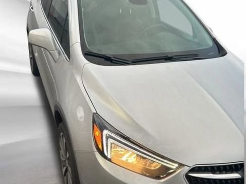 Used 2022 Buick Encore Preferred image 28