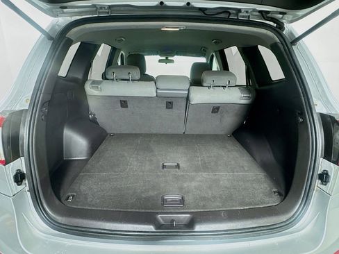 Used 2011 Hyundai Santa Fe GLS image 29