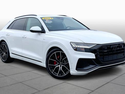 Used 2023 Audi Q8 Prestige w/ Prestige Package AWD/4WD image 2