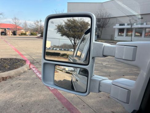 Used 2016 Ford F250 Platinum w/ FX4 Off-Road Package image 30