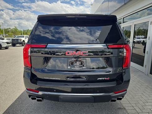 Certified 2025 GMC Yukon XL AT4 AWD/4WD image 7