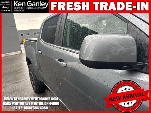 Used 2020 GMC Canyon SLE w/ Elevation Edition AWD/4WD image 11