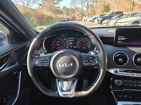 Used 2023 Kia Stinger GT2 image 14