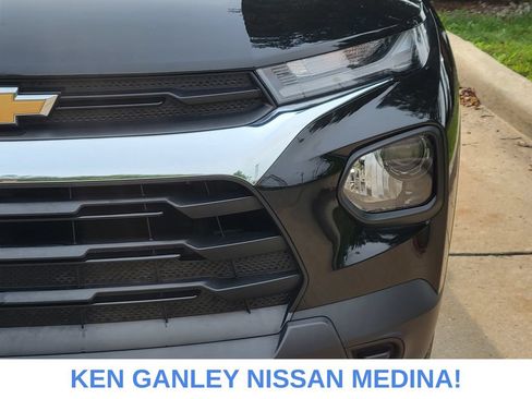 Used 2023 Chevrolet TrailBlazer LS AWD/4WD image 10