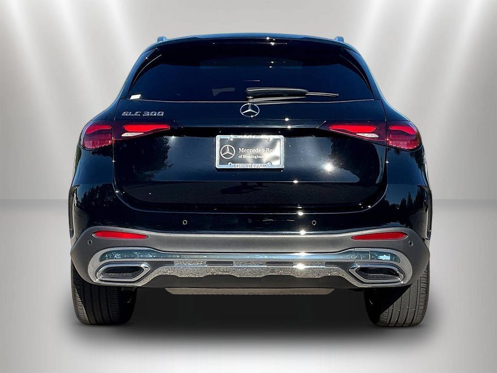 Used 2026 Mercedes-Benz GLC 300 image 6