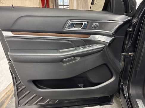 Used 2016 Ford Explorer Limited AWD/4WD image 14