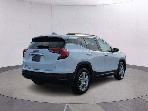 Used 2019 GMC Terrain SLE w/ Driver Convenience Package FWD image 5