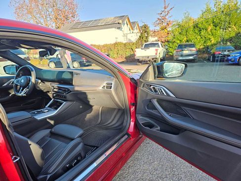 Used 2025 BMW 430i xDrive Coupe w/ M Sport Package image 10