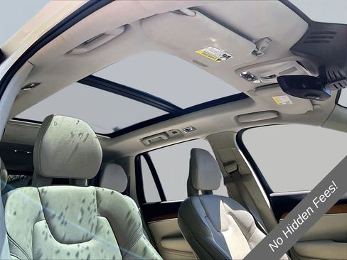Used 2022 Volvo XC90 T6 Momentum AWD/4WD image 20