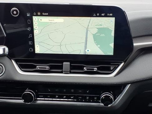 New 2026 Chevrolet Equinox LT w/ Convenience Package II FWD image 13