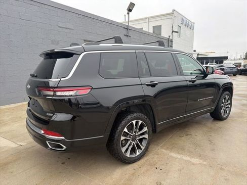 Used 2022 Jeep Grand Cherokee L Overland w/ Luxury Tech Group IV AWD/4WD image 7