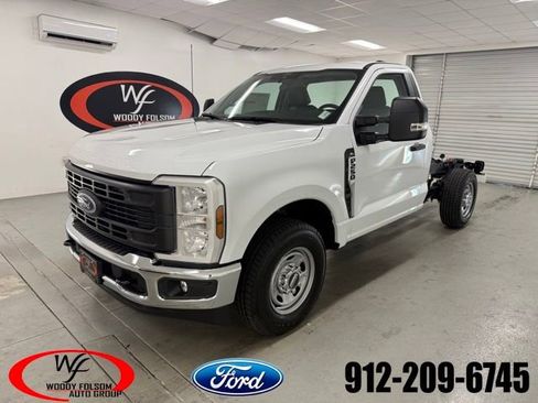 New 2026 Ford F250 XL w/ XL Chrome Package image 1